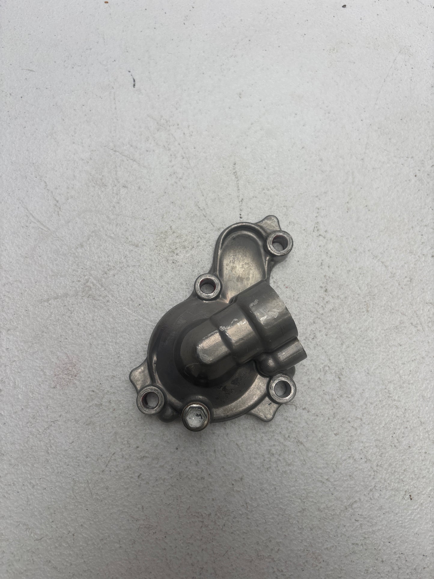 USED 2024 Yamaha YZ 250f Water Pump Cover PN# 33D-12422-00-00 #MM12