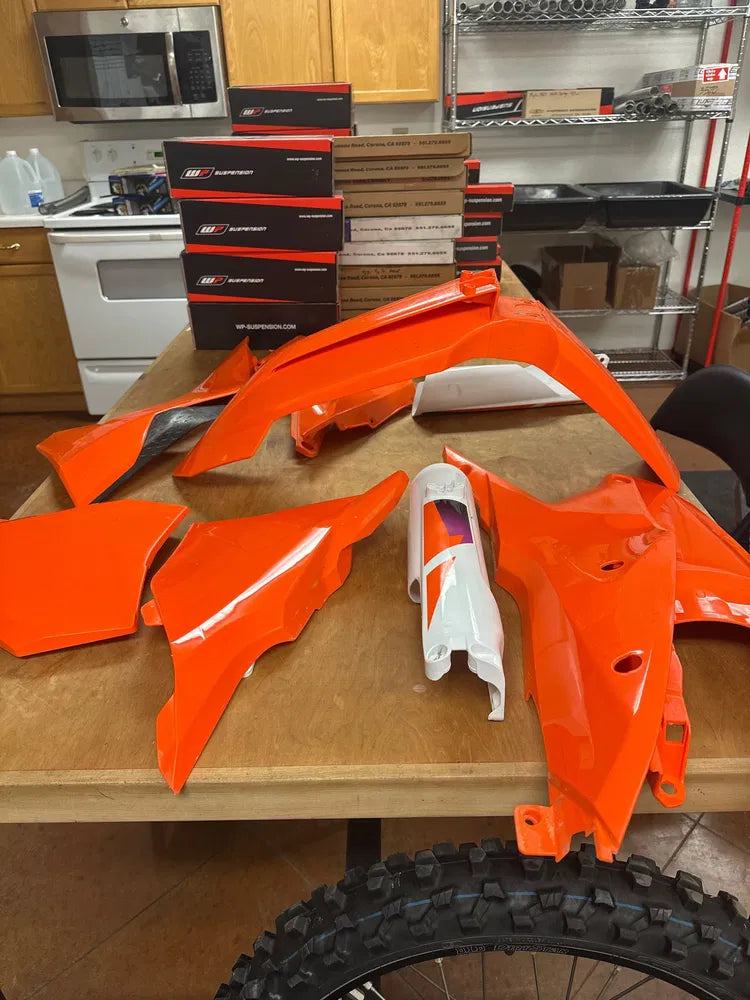 KTM Plastics #CM91