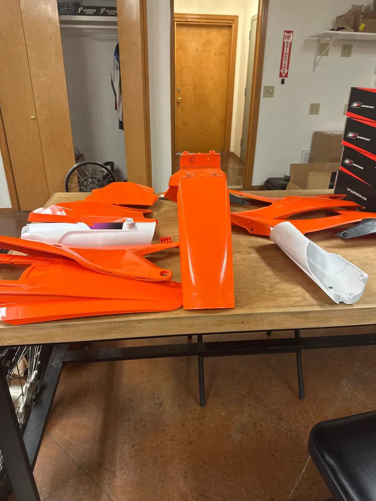 KTM Plastics #CM91
